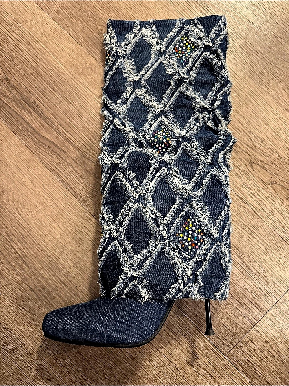 🔥Cape Robbin Embellished Denim Heeled Boots US 6.5 BRAND NEW❣️